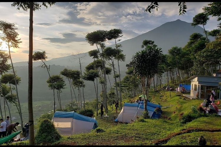 Yuk Camping Di Gunung Bunder Dengan Pesonanya Yang Indah
